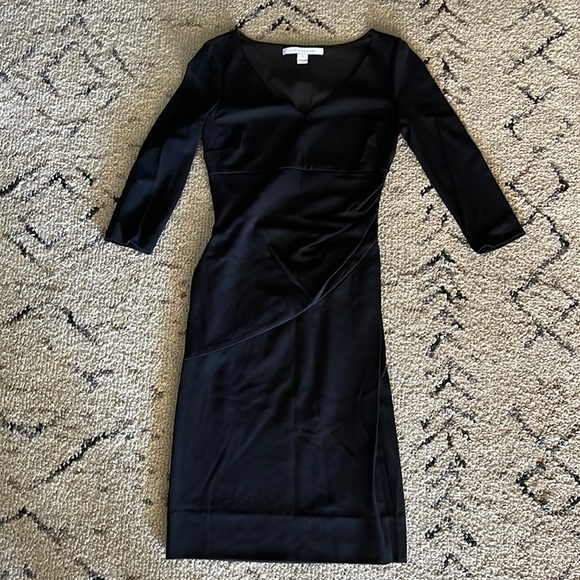 Diane von Furstenberg black fitted dress - Picture 1 of 7